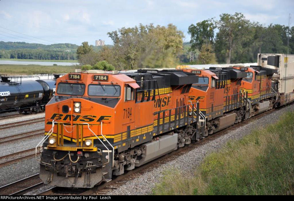 Intermodal cruises east